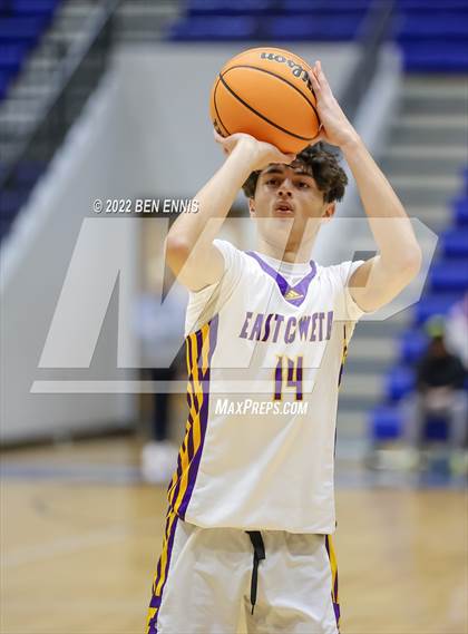 Thumbnail 1 in East Coweta vs Eagle's Landing (The Dream Challenge) photogallery.