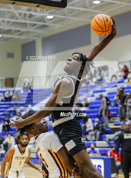 Thumbnail 1 in East Coweta vs Eagle's Landing (The Dream Challenge) photogallery.