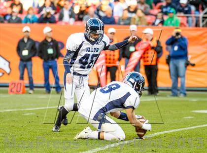 Thumbnail 2 in Valor Christian vs. Fairview (CHSAA 5A Final) photogallery.