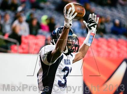 Thumbnail 1 in Valor Christian vs. Fairview (CHSAA 5A Final) photogallery.