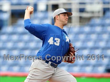 Thumbnail 1 in Levittown Division vs. Pittsford Sutherland (NYSPHSAA Class A Semifinal) photogallery.