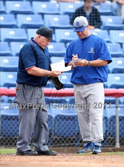 Thumbnail 3 in Levittown Division vs. Pittsford Sutherland (NYSPHSAA Class A Semifinal) photogallery.