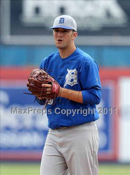 Thumbnail 3 in Levittown Division vs. Pittsford Sutherland (NYSPHSAA Class A Semifinal) photogallery.