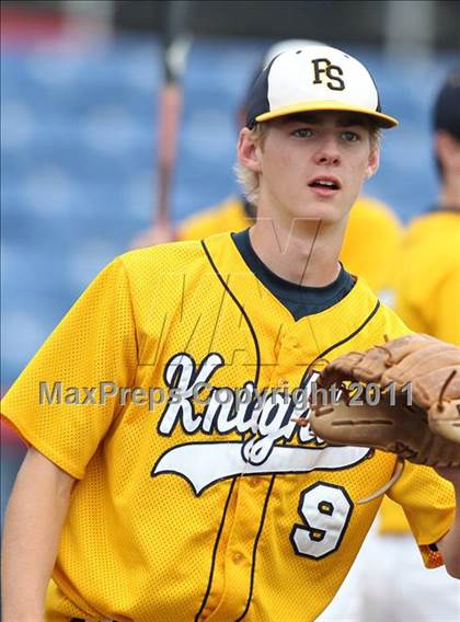 Thumbnail 1 in Levittown Division vs. Pittsford Sutherland (NYSPHSAA Class A Semifinal) photogallery.