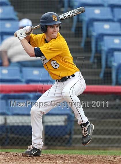 Thumbnail 2 in Levittown Division vs. Pittsford Sutherland (NYSPHSAA Class A Semifinal) photogallery.