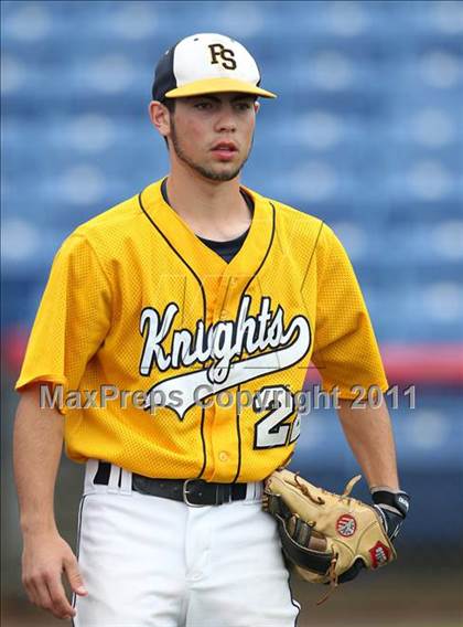 Thumbnail 2 in Levittown Division vs. Pittsford Sutherland (NYSPHSAA Class A Semifinal) photogallery.