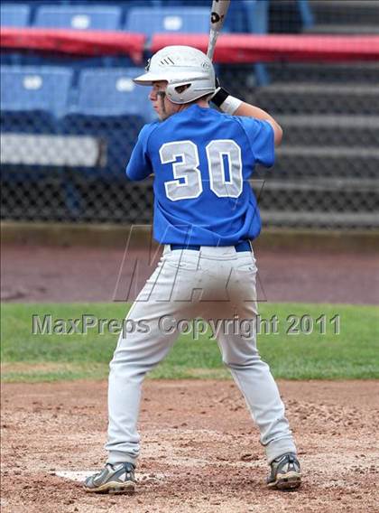 Thumbnail 2 in Levittown Division vs. Pittsford Sutherland (NYSPHSAA Class A Semifinal) photogallery.