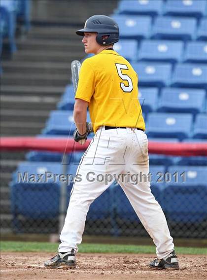 Thumbnail 2 in Levittown Division vs. Pittsford Sutherland (NYSPHSAA Class A Semifinal) photogallery.