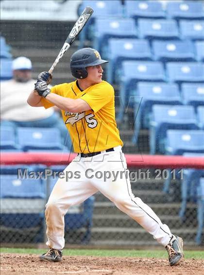 Thumbnail 3 in Levittown Division vs. Pittsford Sutherland (NYSPHSAA Class A Semifinal) photogallery.