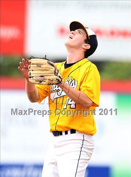 Thumbnail 3 in Levittown Division vs. Pittsford Sutherland (NYSPHSAA Class A Semifinal) photogallery.