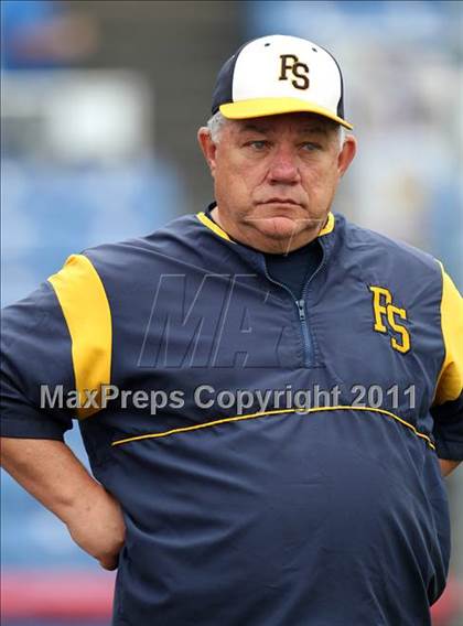 Thumbnail 1 in Levittown Division vs. Pittsford Sutherland (NYSPHSAA Class A Semifinal) photogallery.