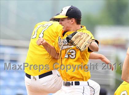 Thumbnail 1 in Levittown Division vs. Pittsford Sutherland (NYSPHSAA Class A Semifinal) photogallery.