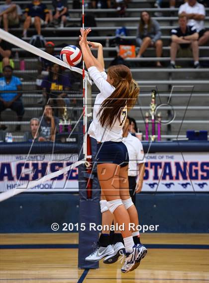 Thumbnail 1 in Richardson vs. Prestonwood Christian photogallery.