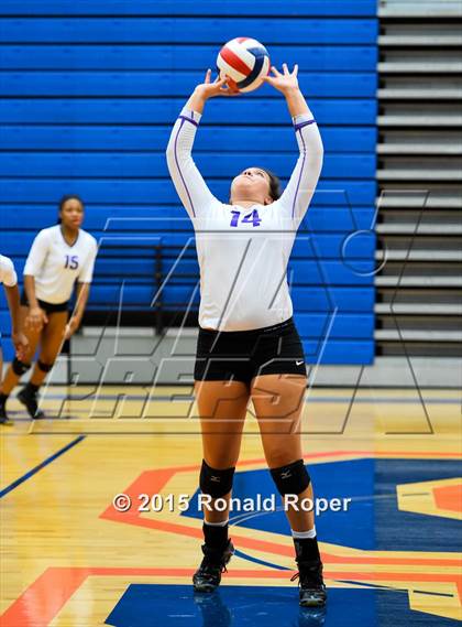 Thumbnail 2 in Richardson vs. Prestonwood Christian photogallery.