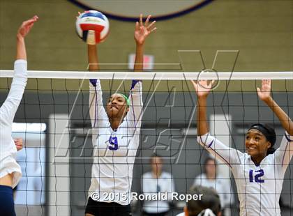Thumbnail 1 in Richardson vs. Prestonwood Christian photogallery.