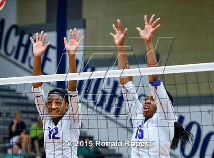 Thumbnail 3 in Richardson vs. Prestonwood Christian photogallery.