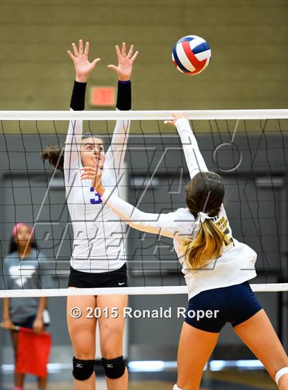 Thumbnail 2 in Richardson vs. Prestonwood Christian photogallery.