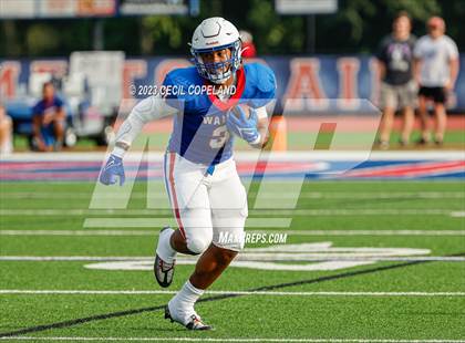 Thumbnail 3 in Walton vs Kell (scrimmage) photogallery.