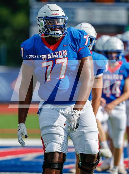 Thumbnail 1 in Walton vs Kell (scrimmage) photogallery.