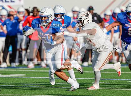Thumbnail 3 in Walton vs Kell (scrimmage) photogallery.