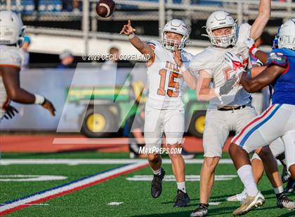 Thumbnail 1 in Walton vs Kell (scrimmage) photogallery.