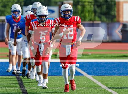 Thumbnail 3 in Walton vs Kell (scrimmage) photogallery.