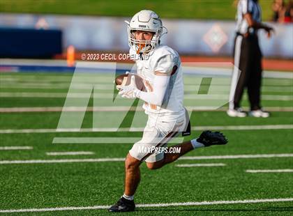 Thumbnail 1 in Walton vs Kell (scrimmage) photogallery.