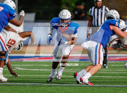 Thumbnail 3 in Walton vs Kell (scrimmage) photogallery.