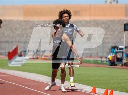 Thumbnail 2 in Skyhawk Invitational (Track) photogallery.