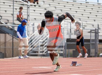 Thumbnail 3 in Skyhawk Invitational (Track) photogallery.