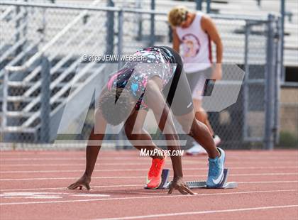 Thumbnail 2 in Skyhawk Invitational (Track) photogallery.