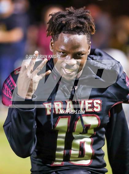 Thumbnail 3 in Lake Gibson vs. Braden River (FHSAA Class 6A Regional Playoff) photogallery.