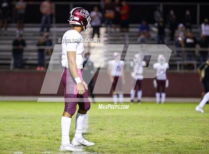 Thumbnail 1 in Lake Gibson vs. Braden River (FHSAA Class 6A Regional Playoff) photogallery.