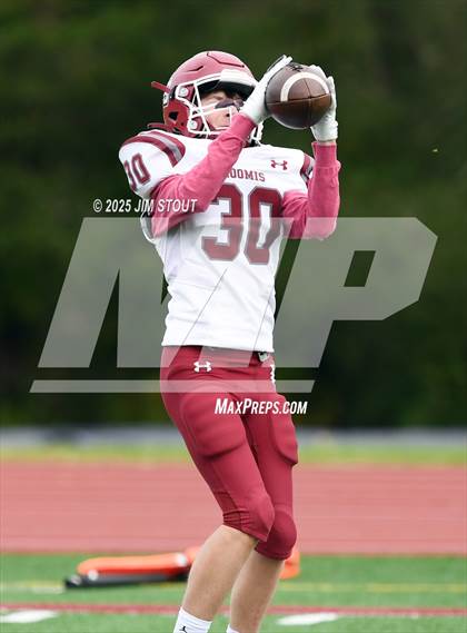 Thumbnail 2 in JV: Loomis @ Avon Old Farms photogallery.
