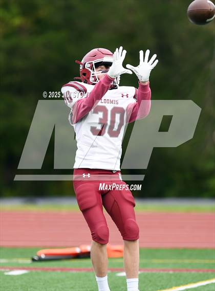 Thumbnail 1 in JV: Loomis @ Avon Old Farms photogallery.