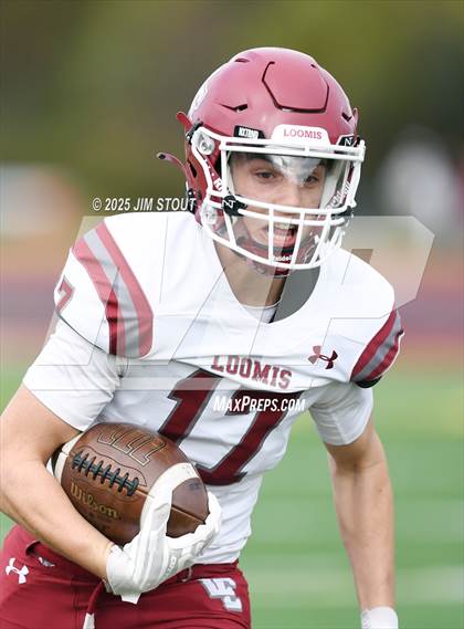 Thumbnail 1 in JV: Loomis @ Avon Old Farms photogallery.