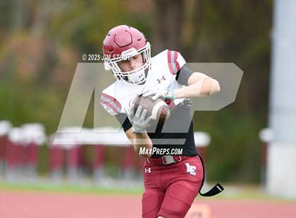 Thumbnail 2 in JV: Loomis @ Avon Old Farms photogallery.