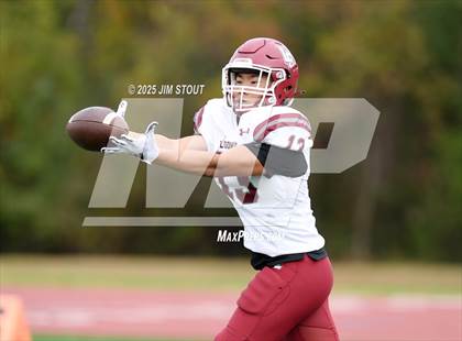 Thumbnail 1 in JV: Loomis @ Avon Old Farms photogallery.