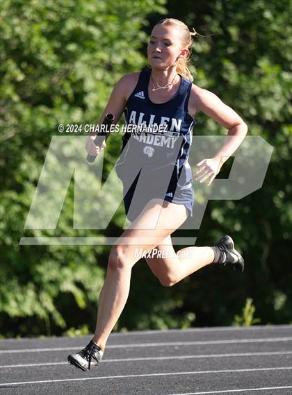 Thumbnail 1 in Battle of the Brazos (4X100M, 4X200M) photogallery.