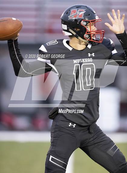 Thumbnail 1 in Waukesha West @ Muskego photogallery.