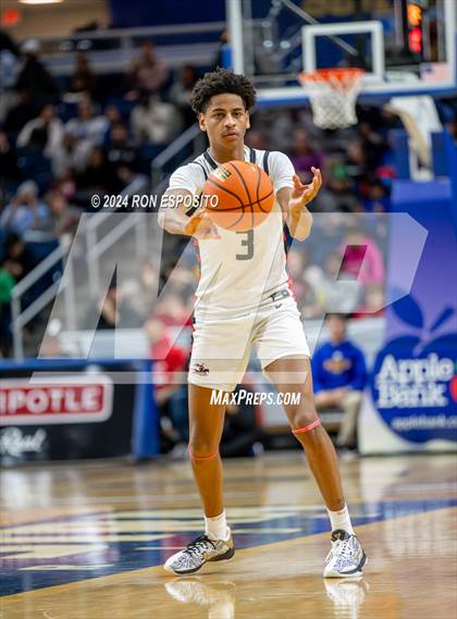 Thumbnail 2 in Long Island Lutheran vs Brewster Academy (Bob McKillop Invitational) photogallery.
