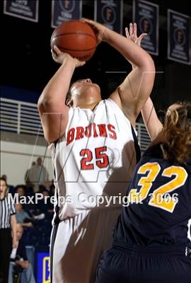 Thumbnail 1 in Mission Prep vs. Pacific Hills (CIF SoCal D5 Final) photogallery.
