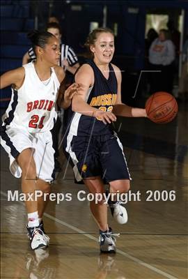 Thumbnail 2 in Mission Prep vs. Pacific Hills (CIF SoCal D5 Final) photogallery.