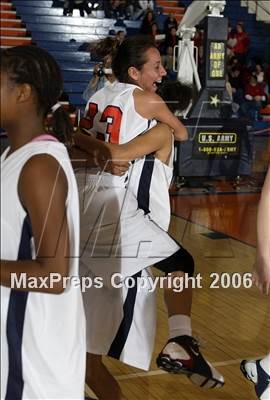 Thumbnail 2 in Mission Prep vs. Pacific Hills (CIF SoCal D5 Final) photogallery.