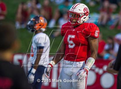 Thumbnail 2 in Katy Tigers @ Seven Lakes Spartans photogallery.