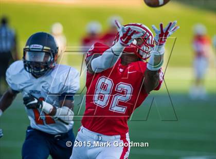 Thumbnail 2 in Katy Tigers @ Seven Lakes Spartans photogallery.
