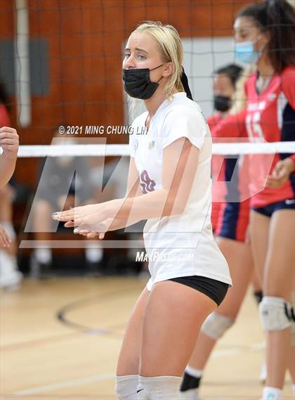 Thumbnail 3 in Great Oak @ Laguna Beach (CIF SS D2 Playoff) photogallery.