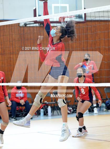 Thumbnail 3 in Great Oak @ Laguna Beach (CIF SS D2 Playoff) photogallery.