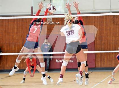 Thumbnail 3 in Great Oak @ Laguna Beach (CIF SS D2 Playoff) photogallery.