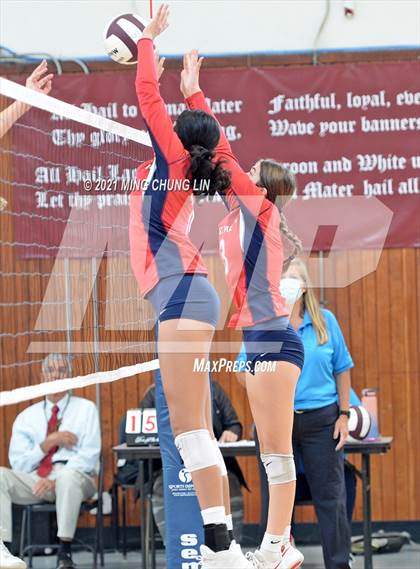 Thumbnail 3 in Great Oak @ Laguna Beach (CIF SS D2 Playoff) photogallery.